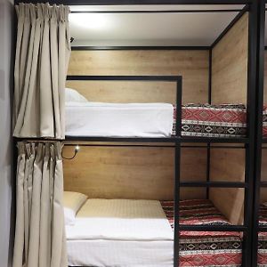 Habitación para Hombres Compartida